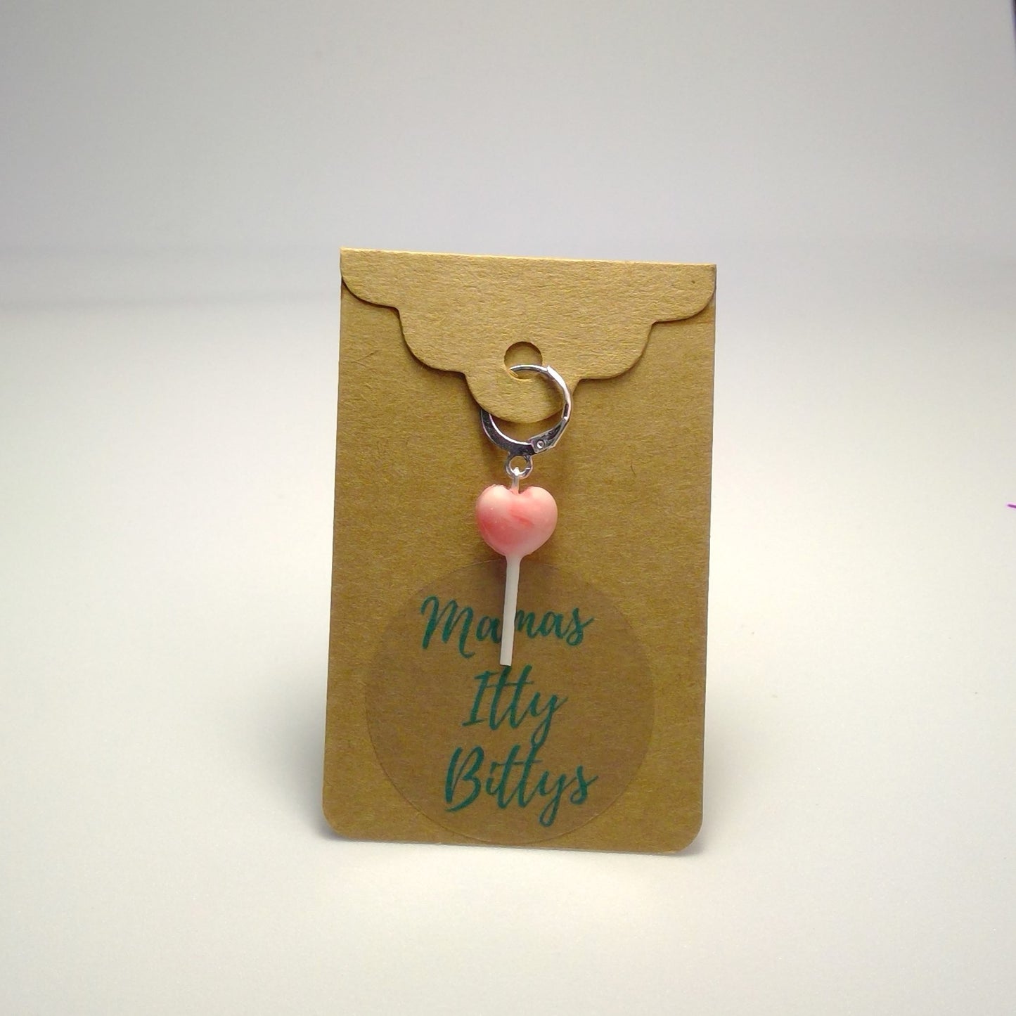 Heart lollipop stitch marker (Pink swirl)